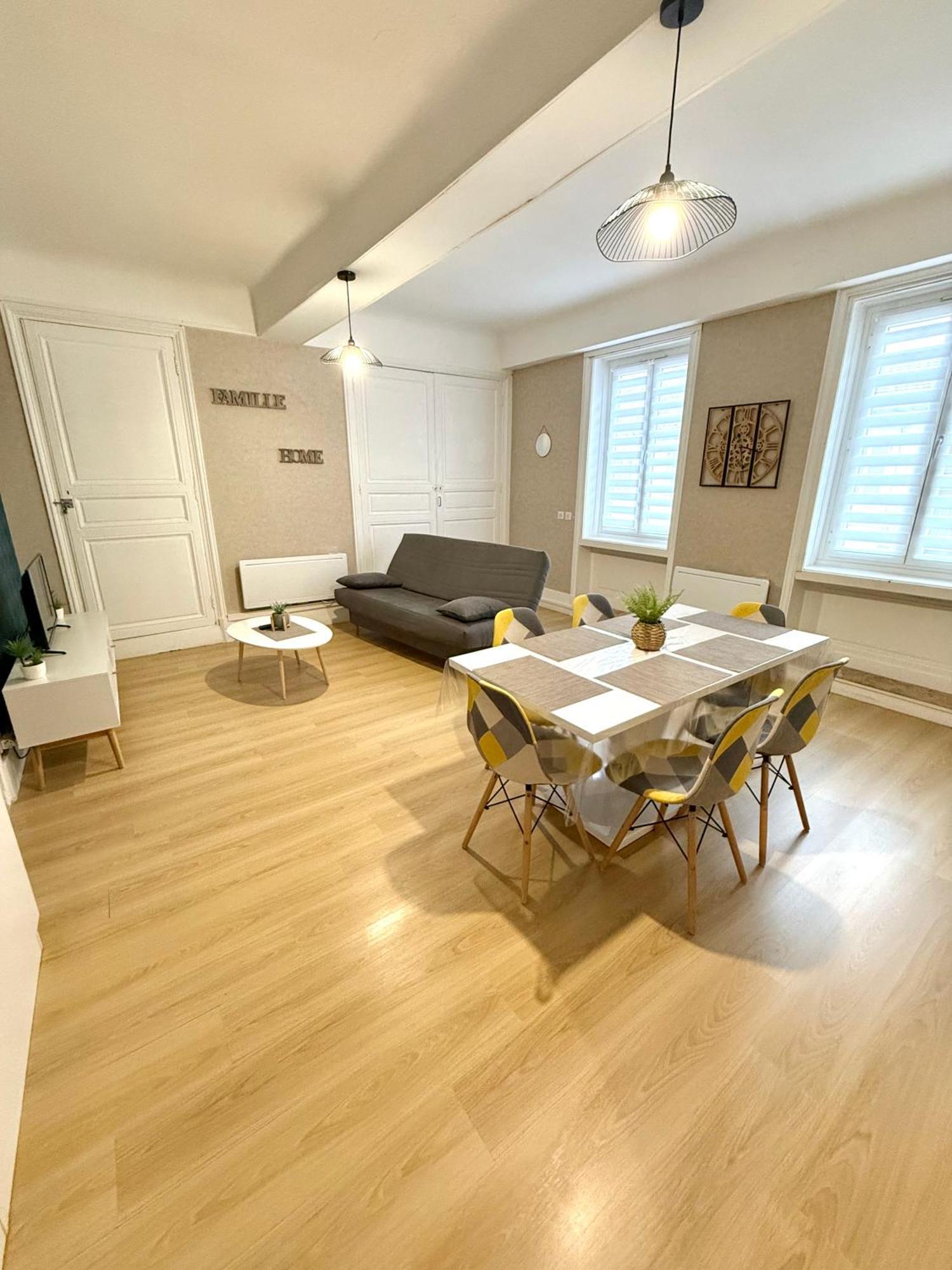 Le Retro Appartement Saint-Laurent-sur-Saone Buitenkant foto